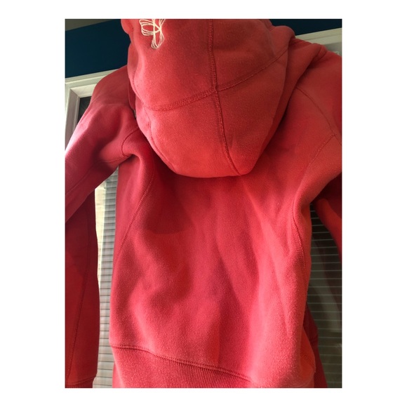 Aritzia TNA hoodie/ sweatshirt - Picture 3 of 3